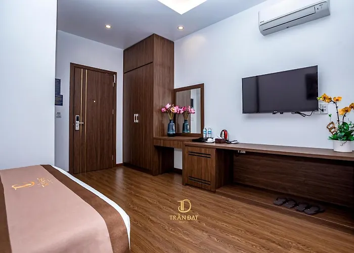 Khách sạn Trần đạt Hạ Long
